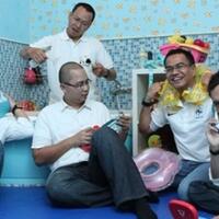 ibu-ibu-jangan-masuk-ke-komunitas-bapak-bapak-ini-kalau-mau-sih-boleh