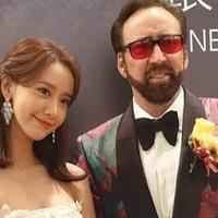 nicolas-cage-dan-yoona-jadi-bintang-di-red-carpet-festival-film-macau