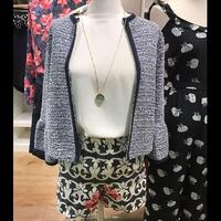 jangan-pernah-pakai-6-busana-aneh-ini-ke-acara-fashion