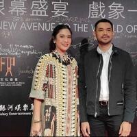 anggunnya-gaya-dian-sastro-saat-red-carpet-di-macau