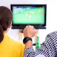 tips-agar-tidak-bt-saat-temani-pacar-nonton-bola