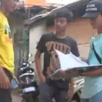 suka-dan-duka-jadi-tukang-kreditan