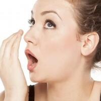 kamu-harus-tahu-inilah-penyebab-bau-mulut