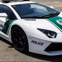 gila--mewahnya-kendaraan-polisi-kota-dubai
