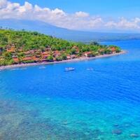 catper-menikmati-alam-bawah-laut-pantai-amed-bali