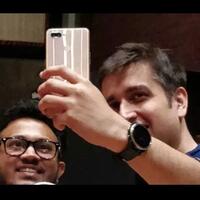 laki-koq-selfie-pake-fitur-beautify-di-realme-u1-biar-lebay-gan