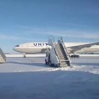 penumpang-united-airlines-16-jam-terdampar-di-suhu--30-derajat-celsius