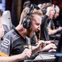 jurus-ampuh-buat-agan-yang-ingin-jadi-gamer-profesional-ashiaaap