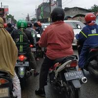 cara-menikmati-kejamnya-macet-jakarta-versi-ane