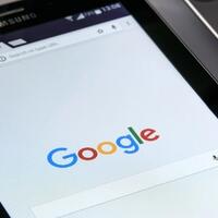 peduli-penyandang-tunarungu-google-rilis-aplikasi-pengubah-suara-jadi-tulisan