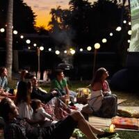 5-ide-kreatif-valentine-makin-seru-bareng-keluarga-dan-teman-teman