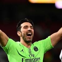 siapa-terbaik-dari-tiga-kiper-legendaris-liga-champions-ini