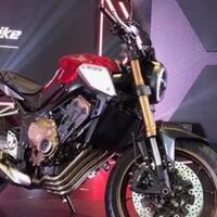 resmi-meluncur-berikut-fakta-menarik-honda-cb650r-neo-sports-cafe