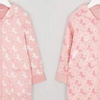 jaket-unicorn-ini-bisa-berubah-warna-saat-kena-air-sis