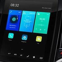 tren-layar-besar-di-mobil-manfaat-atau-mengganggu