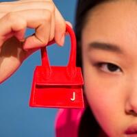 mon-maap-tas-sekecil-ini-kira-kira-bisa-buat-bawa-apaan-sih-gan