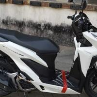 gak-seribet-motor-karburator-begini-perawatan-mudah-motor-injeksi