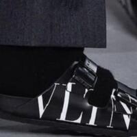 valentino-x-birkenstock-meriilis-sandal-seharga-us-495-gan