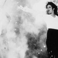antara-raja-pop-atau-penderita-mental-seorang-michael-jackson