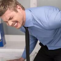 ternyata-kebiasaan-sehari-hari-ini-dapat-menjadi-pemicu-sakit-tulang-belakang-gan