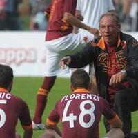 zdenek-zeman-kebenaran-di-balik-kultus--zemanlandia