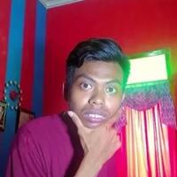 pria-tamvan-besertifikat-ini-emang-kocak-dan-lihai-beatbox