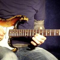 5-gitaris-fender-stratocaster-paling-terkenal-versi-ane
