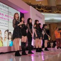 memalukan--gfriend-terpaksa-turun-panggung-karena-fans-indonesia-tidak-bisa-tertib
