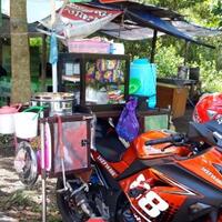 ketika-mantan-pembalap-jualan-pentol-pakai-moge