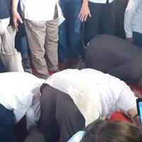 tanpa-sandiaga-prabowo-klaim-menang-62-dan-sujud-syukur
