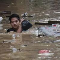 foto-jakarta-terendam-banjir-kiriman-dari-bogor
