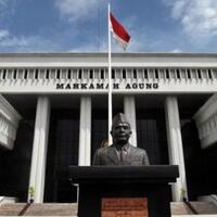 bebaskan-pelaku-kejahatan-seksual-hakim-dan-kepala-pn-cibinong-kena-sanksi-ma