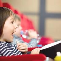 apakah-bijak-membawa-anak-kecil-nonton-ke-bioskop-yang-mayoritas-orang-dewasa