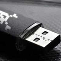 gunakan-usb-killer-pria-ini-hancurkan-66-komputer