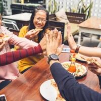 bukber-bisa-bikin-baper-kalau-yang-kamu-alamin-kayak-gini-gan