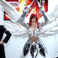 cosplayer-paling-wow-lebih-suka-memamerkan-bagian-tubuh-indahnya-dari-pada-wajahnya