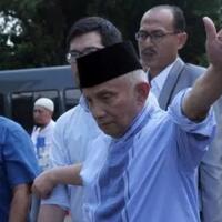 dewan-guru-besar-ugm-gelar-profesor-untuk-amien-rais-sudah-hilang