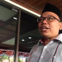 mustofa-nahrawardaya-akuntofa-dijemput-polisi-di-rumahnya