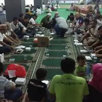 buka-bersama-blazer-indonesia-club-dan-anak-yatim-di-masjid-al-muttaqin-yuk