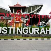 lebaran-2019-jumlah-penerbangan-di-bandara-ngurah-rai-turun-254