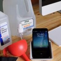 perhatian-jangan-gunakan-benda-ini-untuk-bersihkan-layar-smartphone