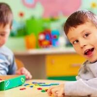 anak-pengidap-autisme-memiliki-otak-lebih-cerdas-kira-kira-apa-ya-penyebabnya