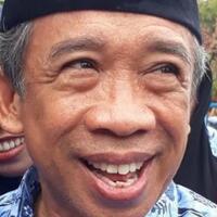 pelawak-nurul-qomar-ditahan-dalam-kasus-dugaan-pemalsuan-ijazah