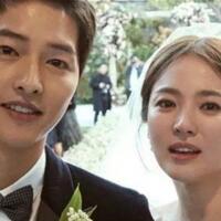 soong-joong-ki-menggugat-cerai-istrinya-song-hye-kyo-apa-pendapat-kalian-gaees