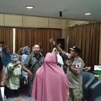 ada-perbedaan-sikap-acara-koalisi-relawan-prabowo-sandi-berujung-ricuh