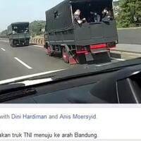 benarkah-truk-tni-mengangkut-warga-china-menuju-bandung