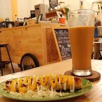 es-kopi-susu-gula-aren-jajanan-murah-dan-nyegerin-favorit-ane