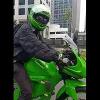 gokil-sepeda-ontel-dimodif-jadi-motor-kawasaki-penasaran