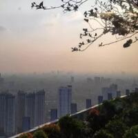 polusi-di-jakarta-makin-parah-pemprov-ada-proyek-pelebaran-trotoar