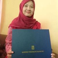 anak-pengayuh-becak-asal-cilegon-lulus-s2-cum-laude-di-itb